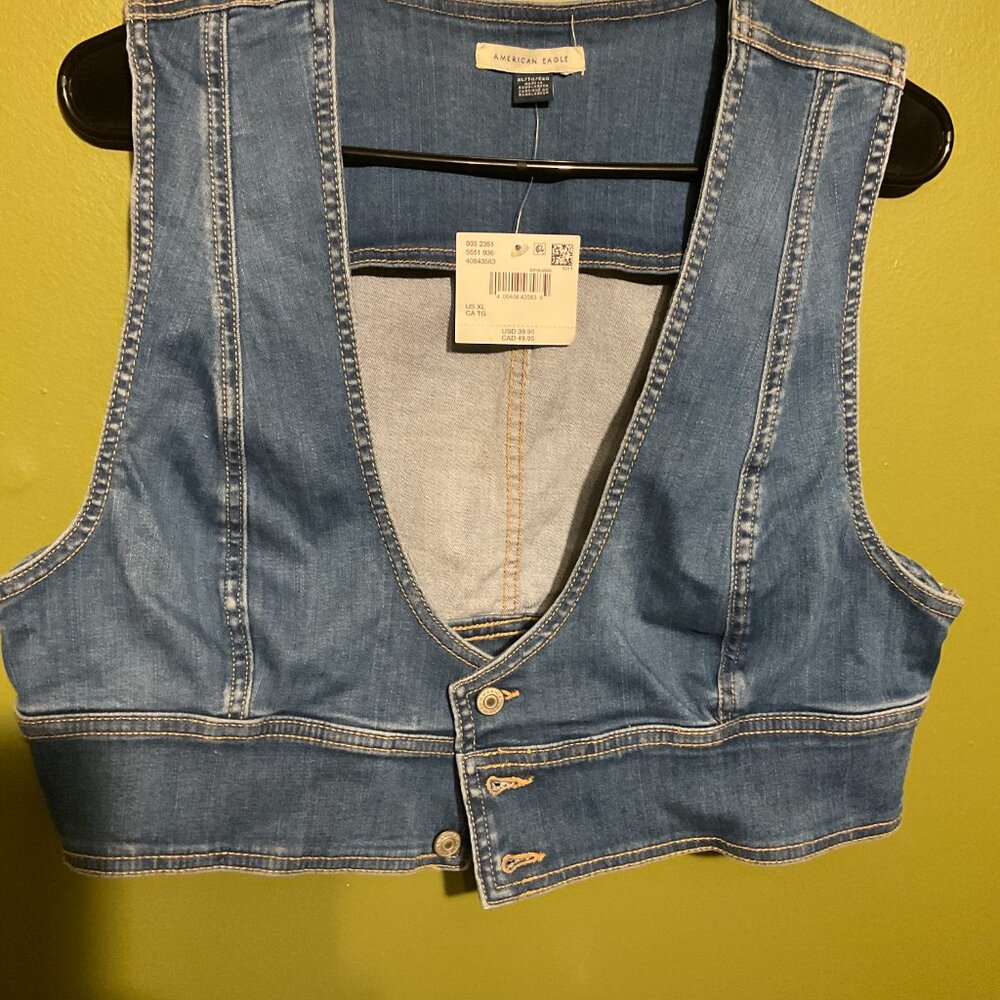 American Eagle Denim Crop Vest (Size XL)
